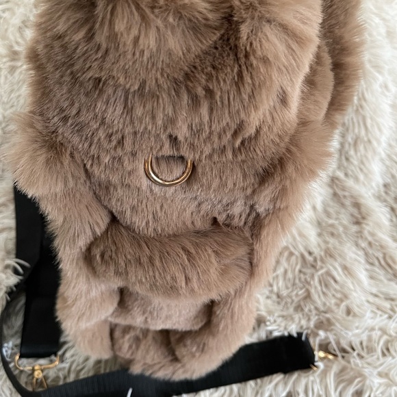 FAUX NWT Tote Bag - Picture 6 of 7